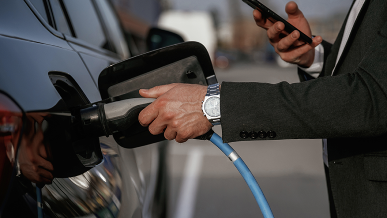 Do You Know the 7 Key Risks of Owning an Electric Vehicle?